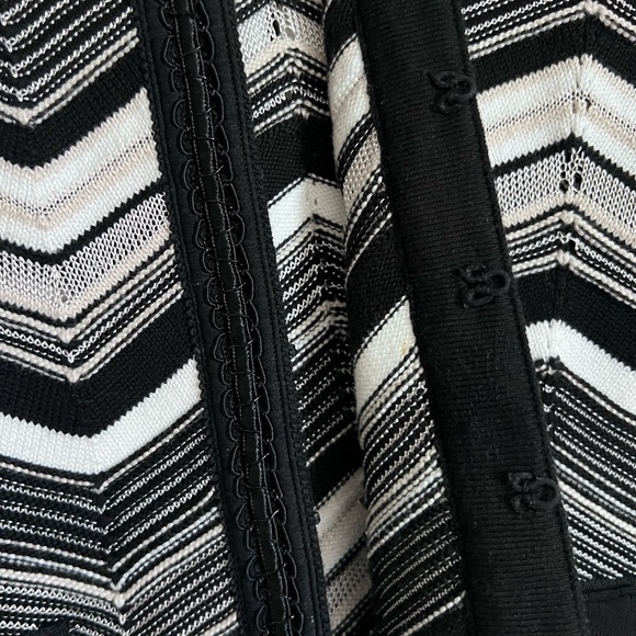 White House Black Market Chevron Cardigan in Black, White and Tan - Picture 5 of 8